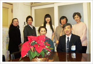 ���l�s�����g�䐼���w�Z�̊F����ƐS�̑�}�փ����o�[