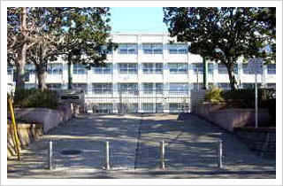 横浜市立川井小学校